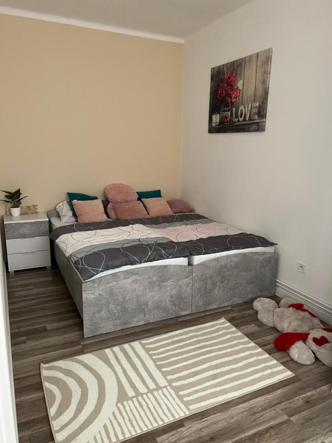 Lovely Flat In The City Center Pozsony Kültér fotó